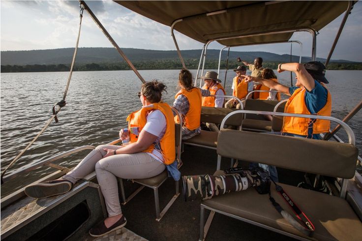 Boat Cruise Arrangements